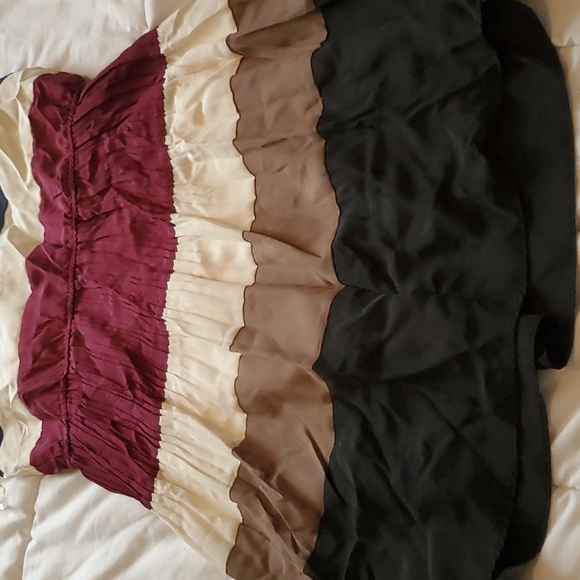 Dress not available - Picture 2 of 4